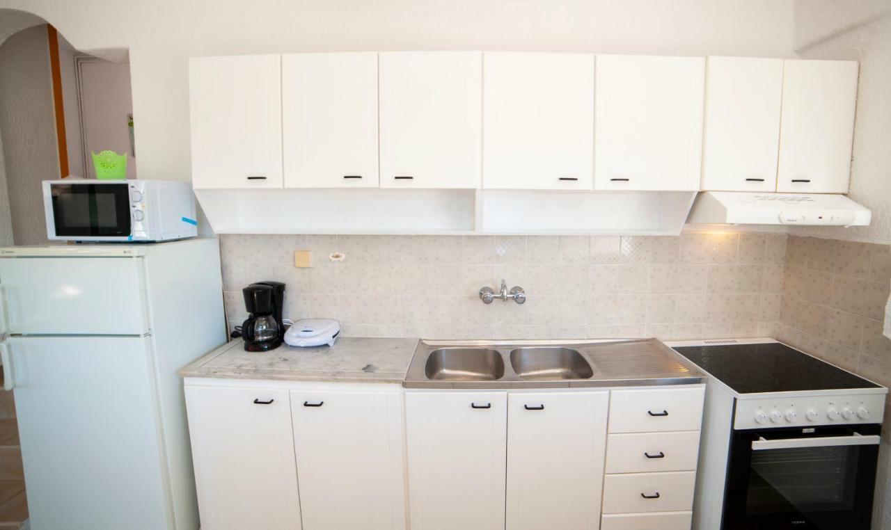 Aloe House Apartment Pirgos  Ngoại thất bức ảnh