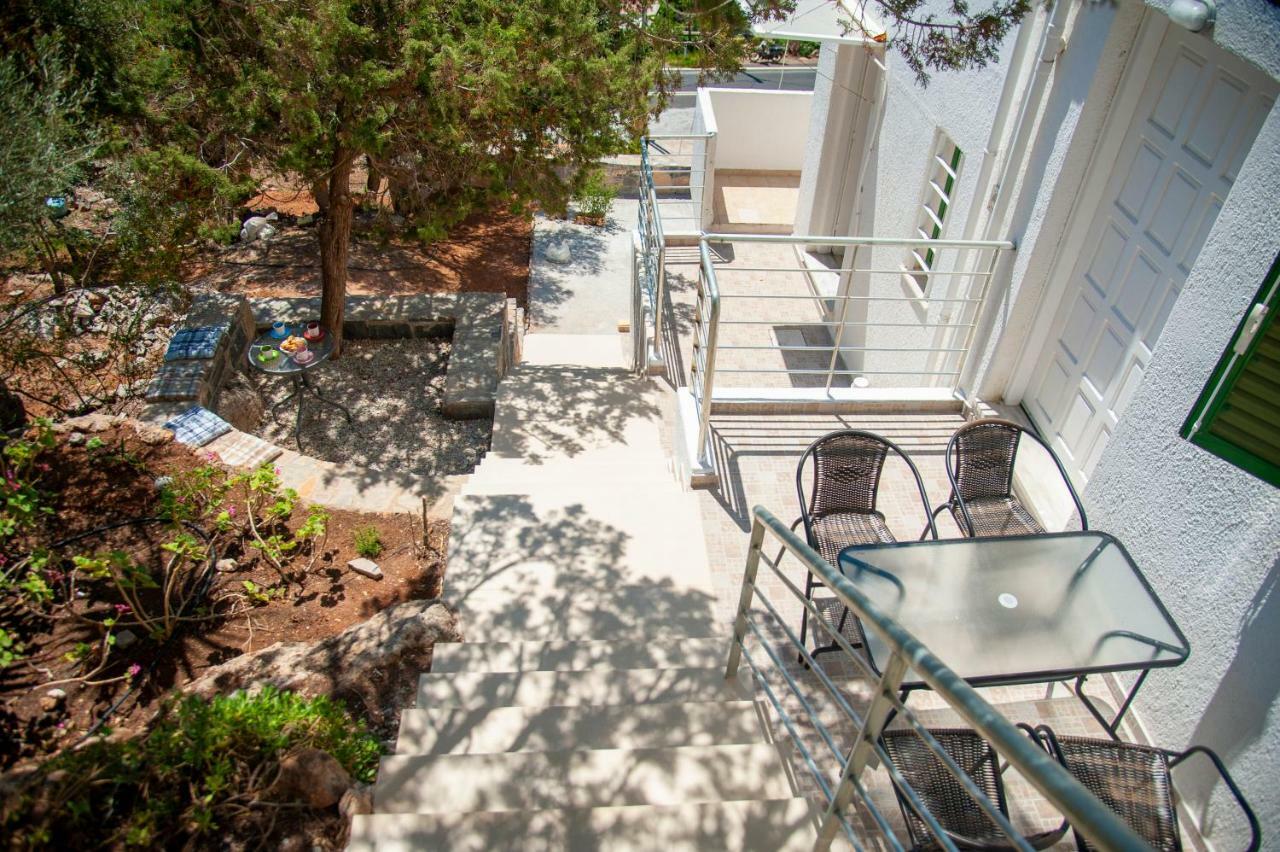 Aloe House Apartment Pirgos  Ngoại thất bức ảnh